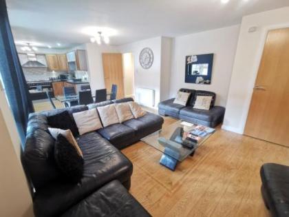 Fountainbridge Residence - image 1