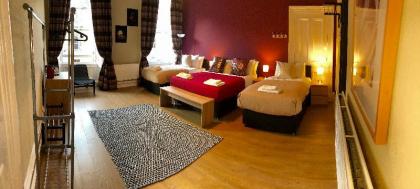 Bernard Homestay Edinburgh