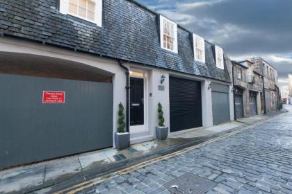 Queensferry Street Lane - Fantastic 2 BR City Centre Mews House with free secure parking! - image 7