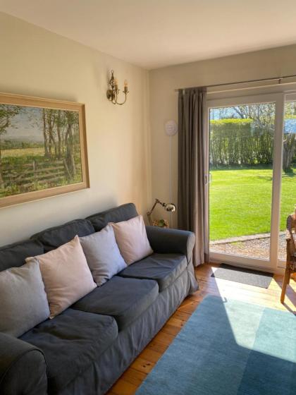 Gorton House and Cottages - image 10