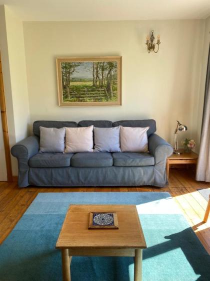 Gorton House and Cottages - image 14