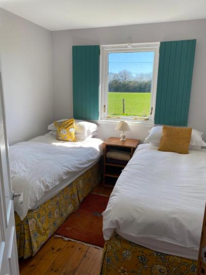 Gorton House and Cottages - image 2