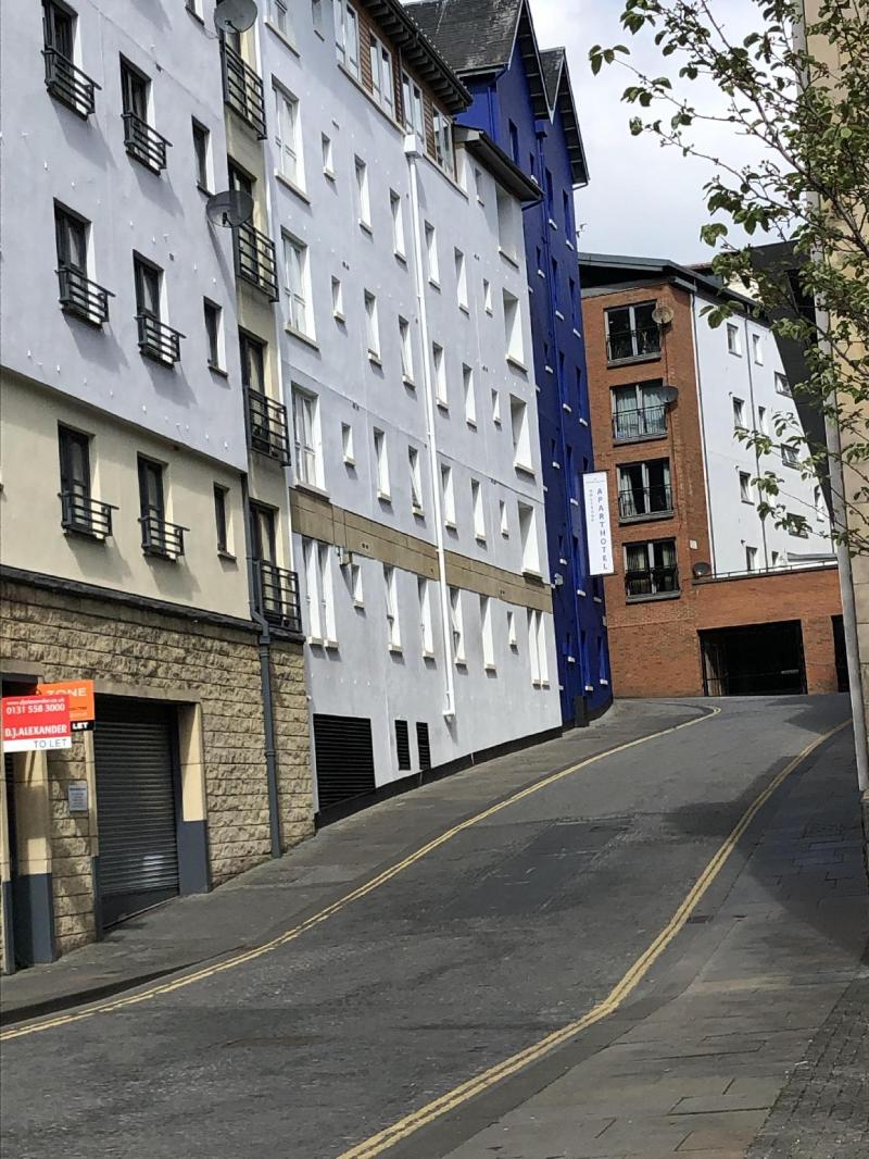 Alba Apartments - main image