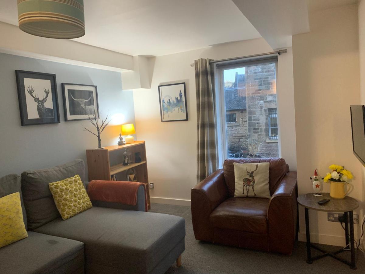Beautiful 1-Bed Apartment near Castle - image 2