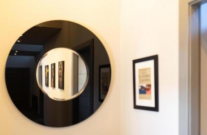 Luxury Manhattan loft-style apartment near Edinburgh city centre - image 6