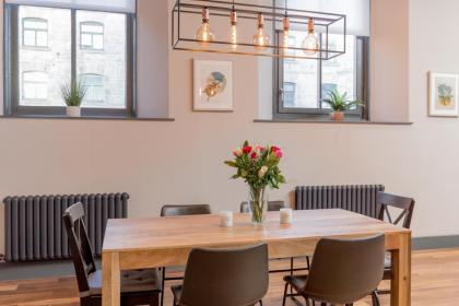 Bohemian luxury accommodation in the heart Edinburghs Leith district - image 14