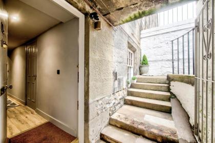 Scotland St - Stylish apartment in famous edinburgh's New Town - image 9