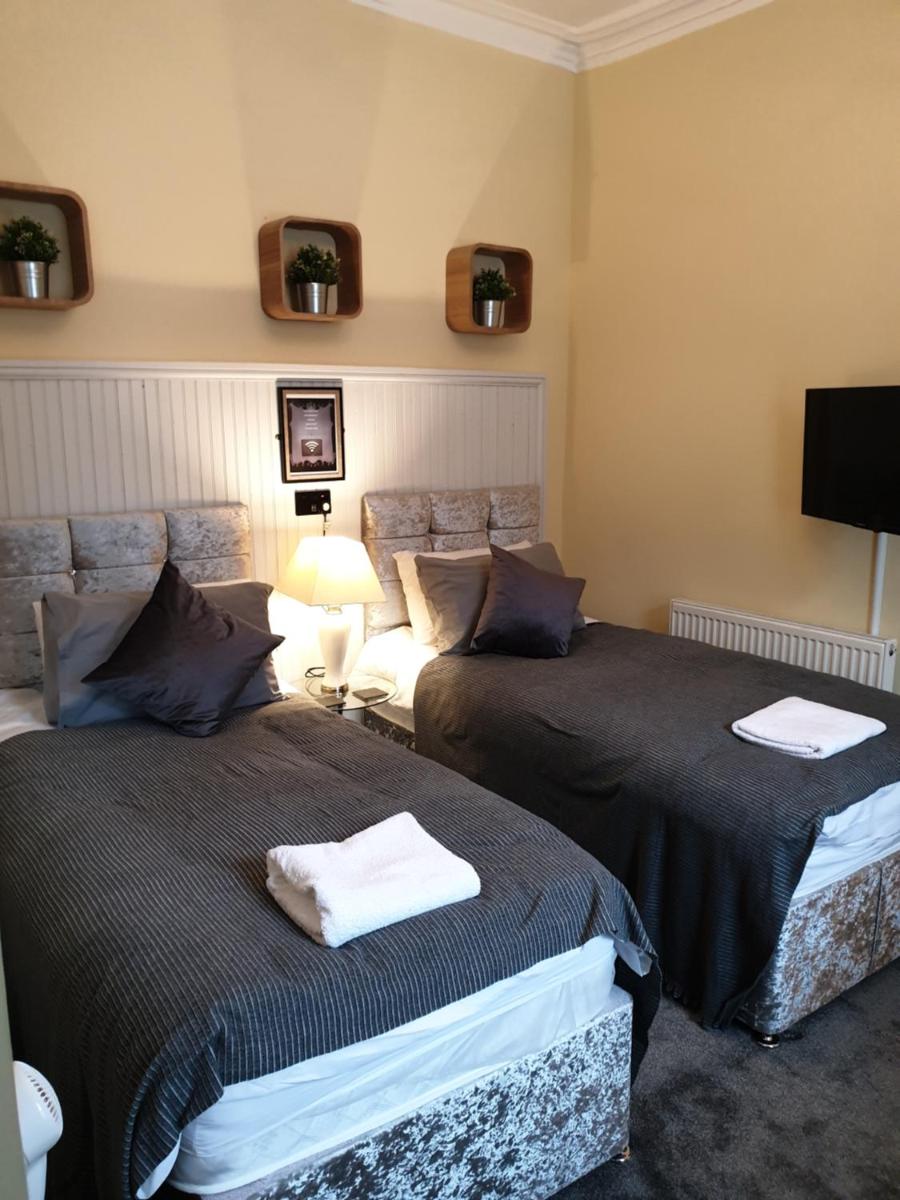 Frederick Douglass - Rooms In The City - main image