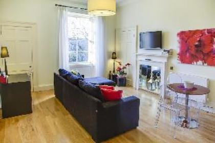 Clarendon Luxury Apartments - image 12