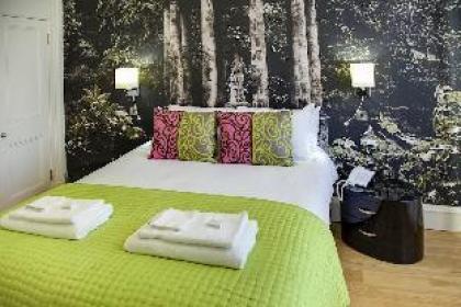 Clarendon Luxury Apartments - image 18