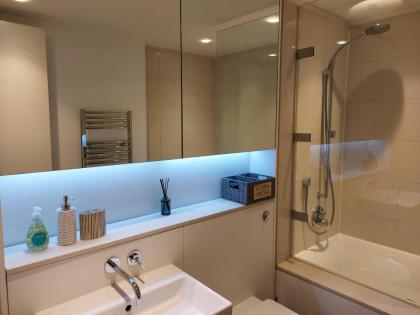 Quartermile Luxury Landing Apartment - image 28