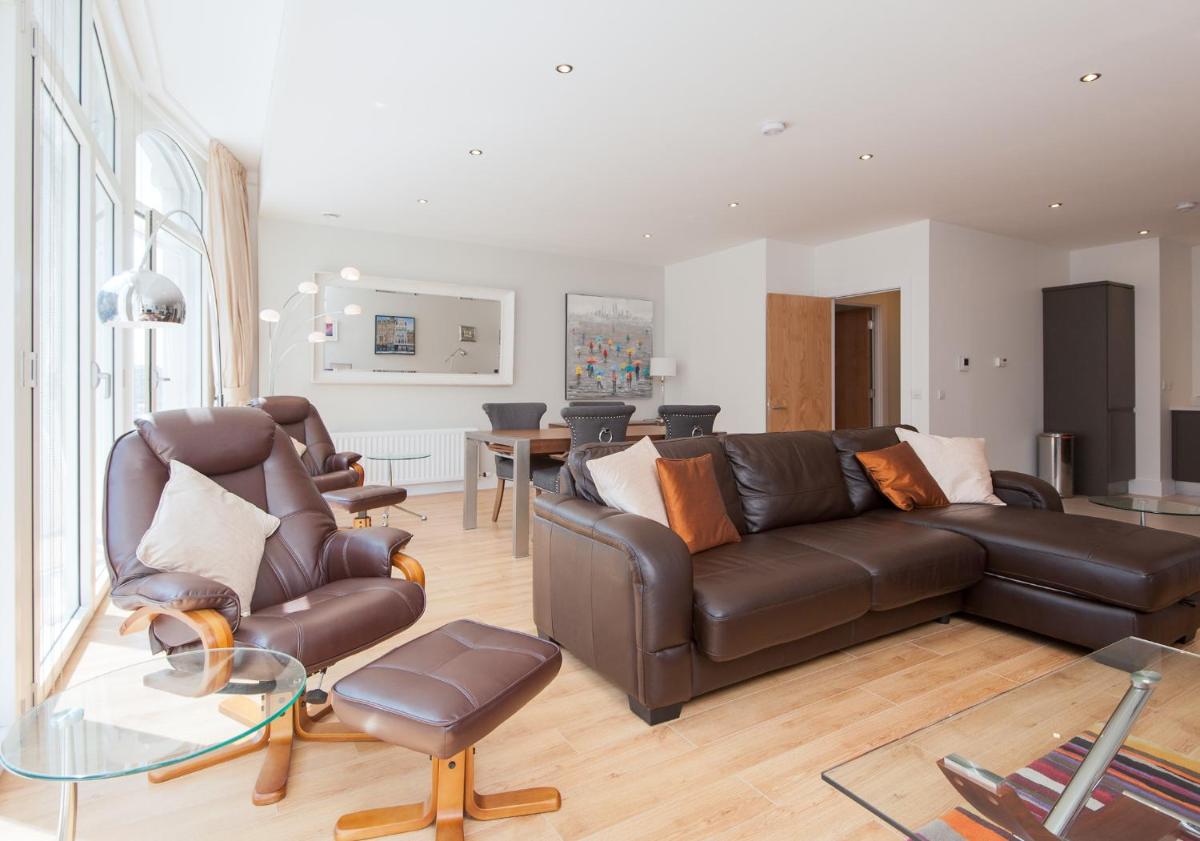 Shandwick Apartment - Edinburgh City Centre - Sleeps 2 - image 2