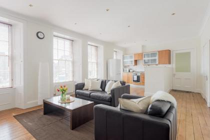 The West Bow Apartment - image 4