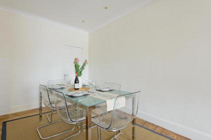 The West Bow Apartment - image 5