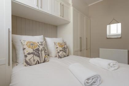 The Rose Street Apartment - image 15