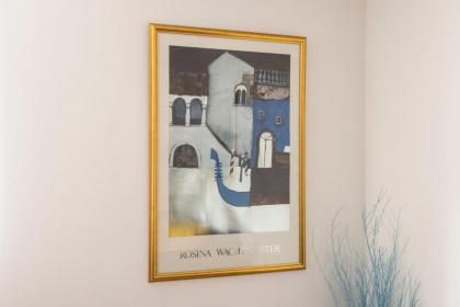 GuestReady - Stylish Apt w Parking near Edinburgh - image 7
