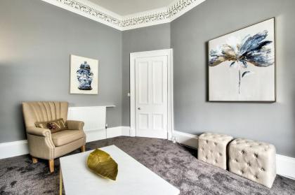 Lothian Road - perfect city centre location. - image 12