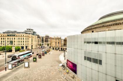 Lothian Road - perfect city centre location. - image 17