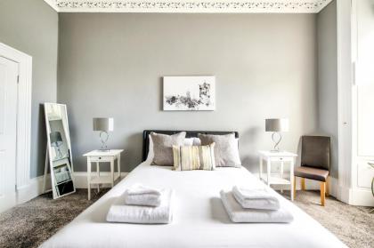 Lothian Road - perfect city centre location. - image 4