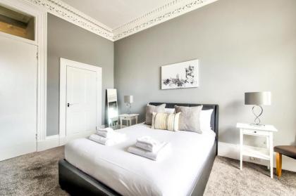 Lothian Road - perfect city centre location. - image 5