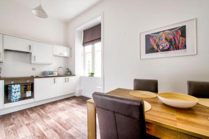Lothian Road - perfect city centre location. - image 8