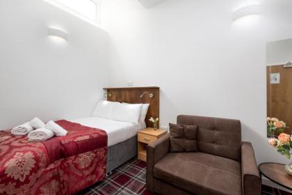 Smith Place Hotel - image 13