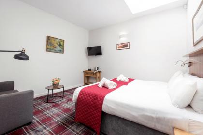 Smith Place Hotel - image 21