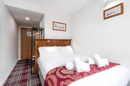 Smith Place Hotel - image 4