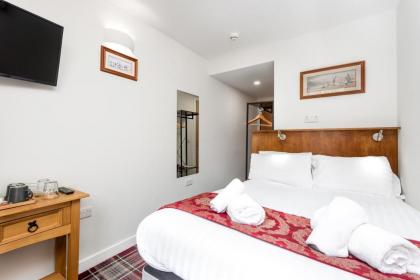 Smith Place Hotel - image 5