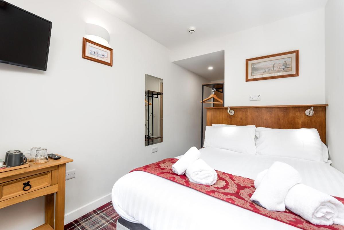 Smith Place Hotel - image 5