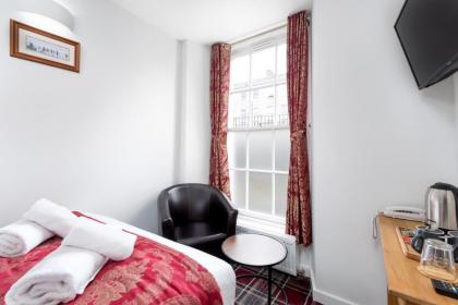 Smith Place Hotel - image 8
