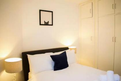 GuestReady - Calm and Central sleeps up to 6 - image 14