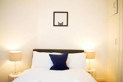GuestReady - Calm and Central sleeps up to 6 - image 3