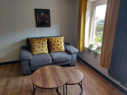 Holyrood New Apartment - image 14