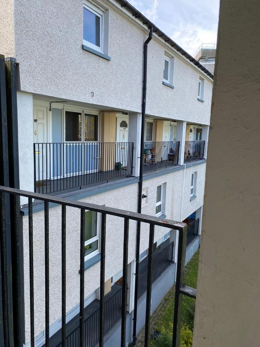 Holyrood New Apartment - image 2