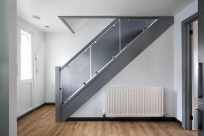 Holyrood New Apartment - image 28