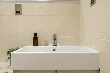 The Old Town Cockburn Apartment - image 11