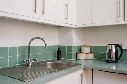 The Old Town Cockburn Apartment - image 4