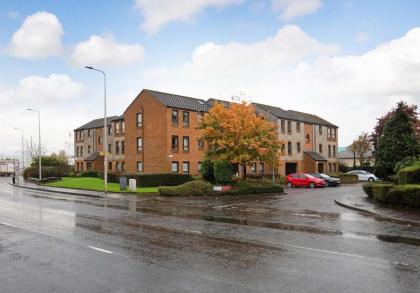 The South Maybury Residence - image 17