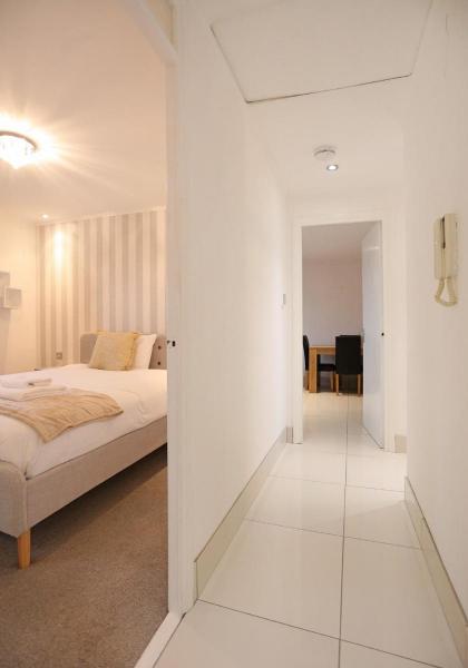 The South Maybury Residence - image 2