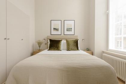 Museum Apartments - image 21
