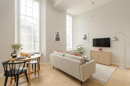Museum Apartments - image 24