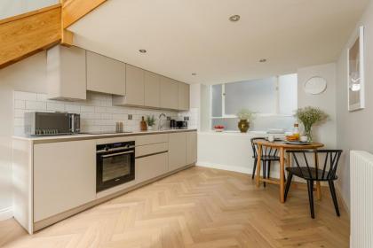 Museum Apartments - image 30