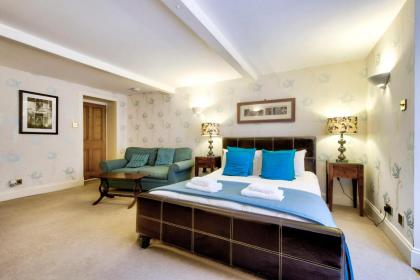 GuestReady - Beautiful New Town Studio with Patio - image 2