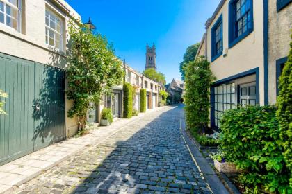 GuestReady - Beautiful New Town Studio with Patio - image 27