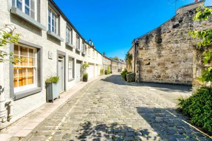 GuestReady - Beautiful New Town Studio with Patio - image 29