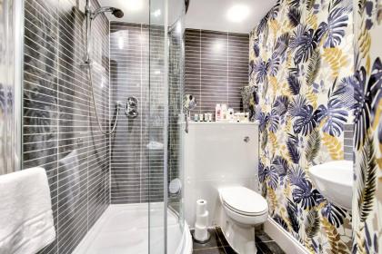 GuestReady - Beautiful New Town Studio with Patio - image 3