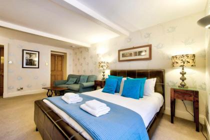 GuestReady - Beautiful New Town Studio with Patio - image 9