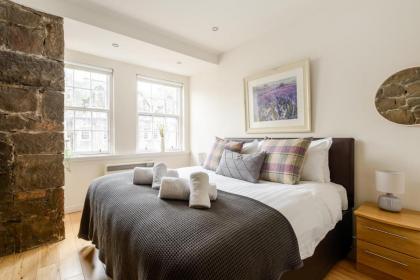 The Lady Stair's Apartment - Royal Mile 