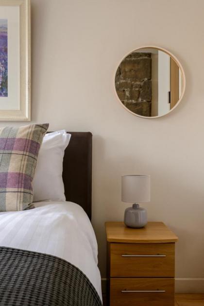 The Lady Stair's Apartment - Royal Mile - image 17